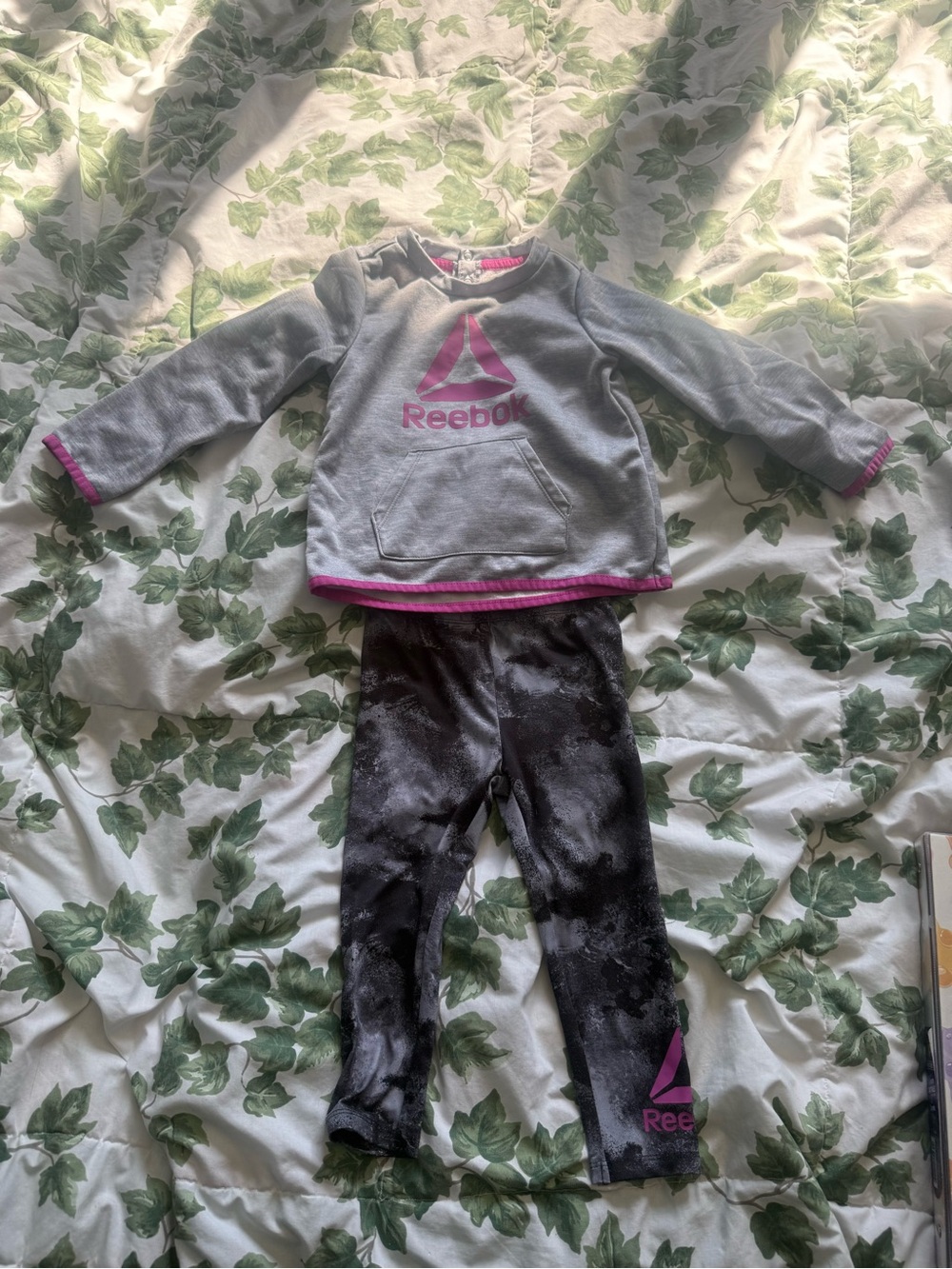 Reebok Gray & Pink Girls' Active Top with Black and purple marbled Leggings